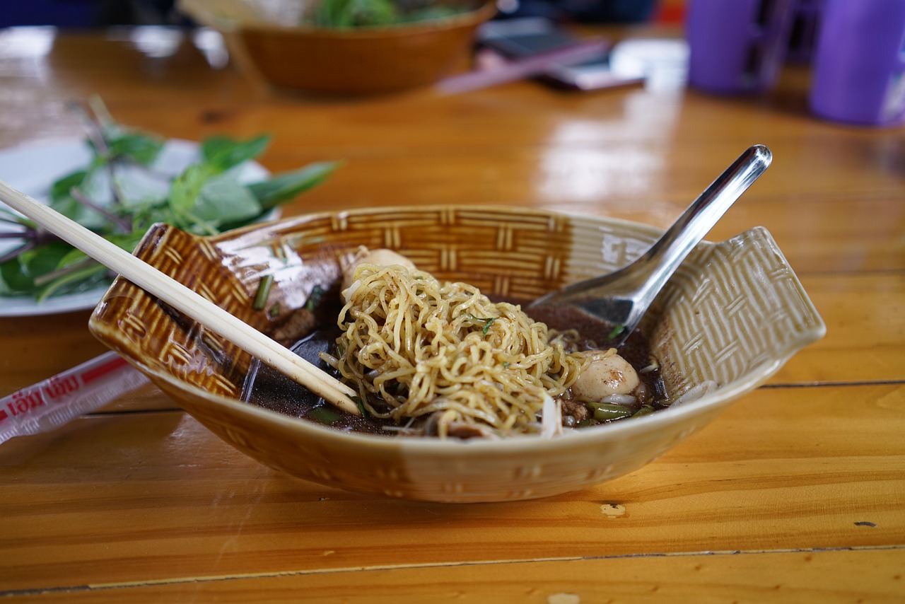 泰国美食之旅，7个视频带你领略泰式风味